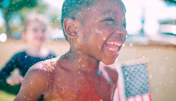  Kids playing in splash pad
